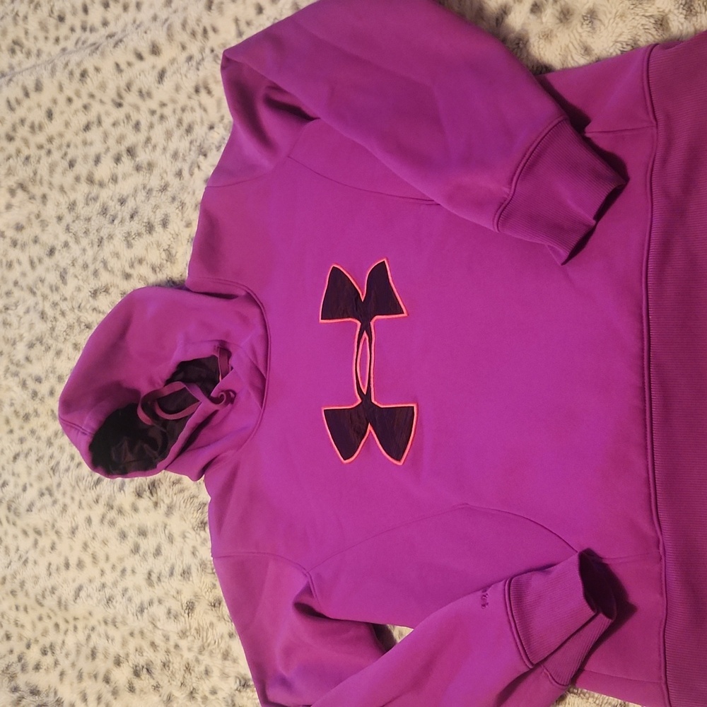 Under Armour hoodie